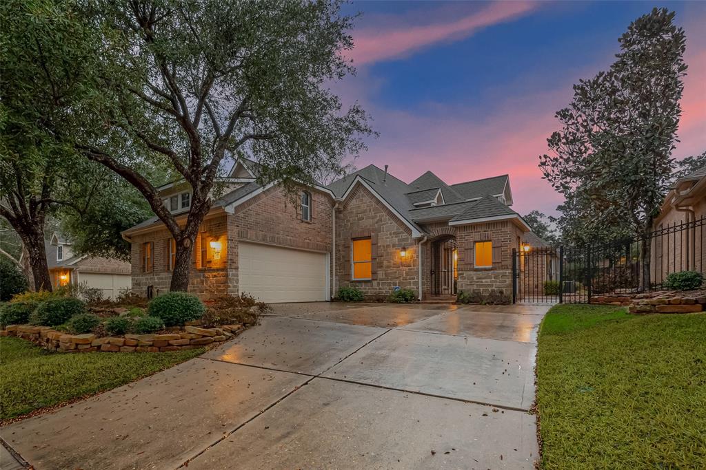 Home For Sale located at 46 Galway Place, The Woodlands, Texas