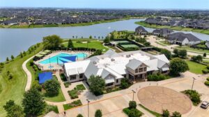 what makes Fulshear Texas attractive